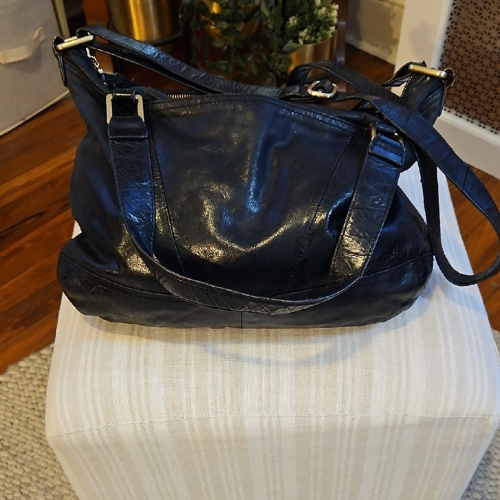 Hobo Black Leather Shoulder/ Crossbody Bag